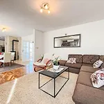 Vikendica Karlo By Interhome