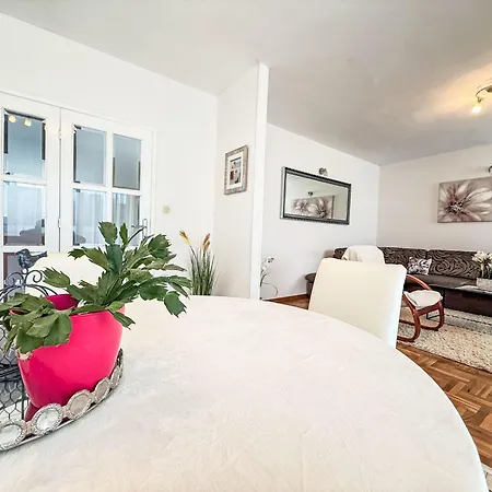 Casa vacanze Karlo By Interhome Posedarje