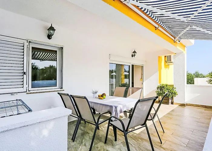 Karlo By Interhome * Posedarje