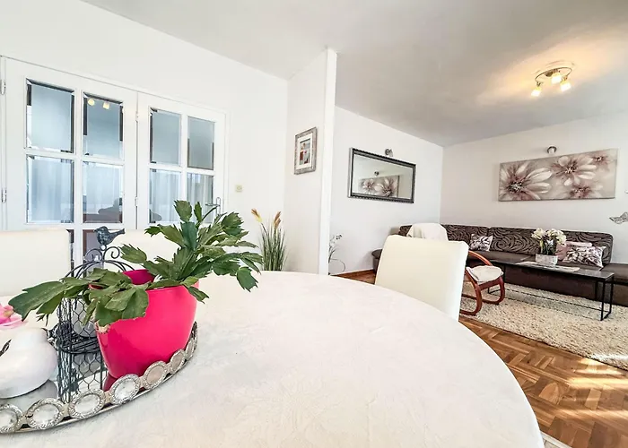 Casa vacanze Karlo By Interhome Posedarje