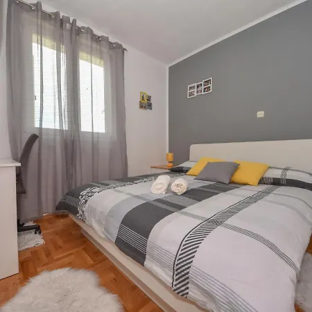 Prázdninový dům Karlo By Interhome *