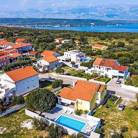 Karlo By Interhome Ferienhaus Posedarje